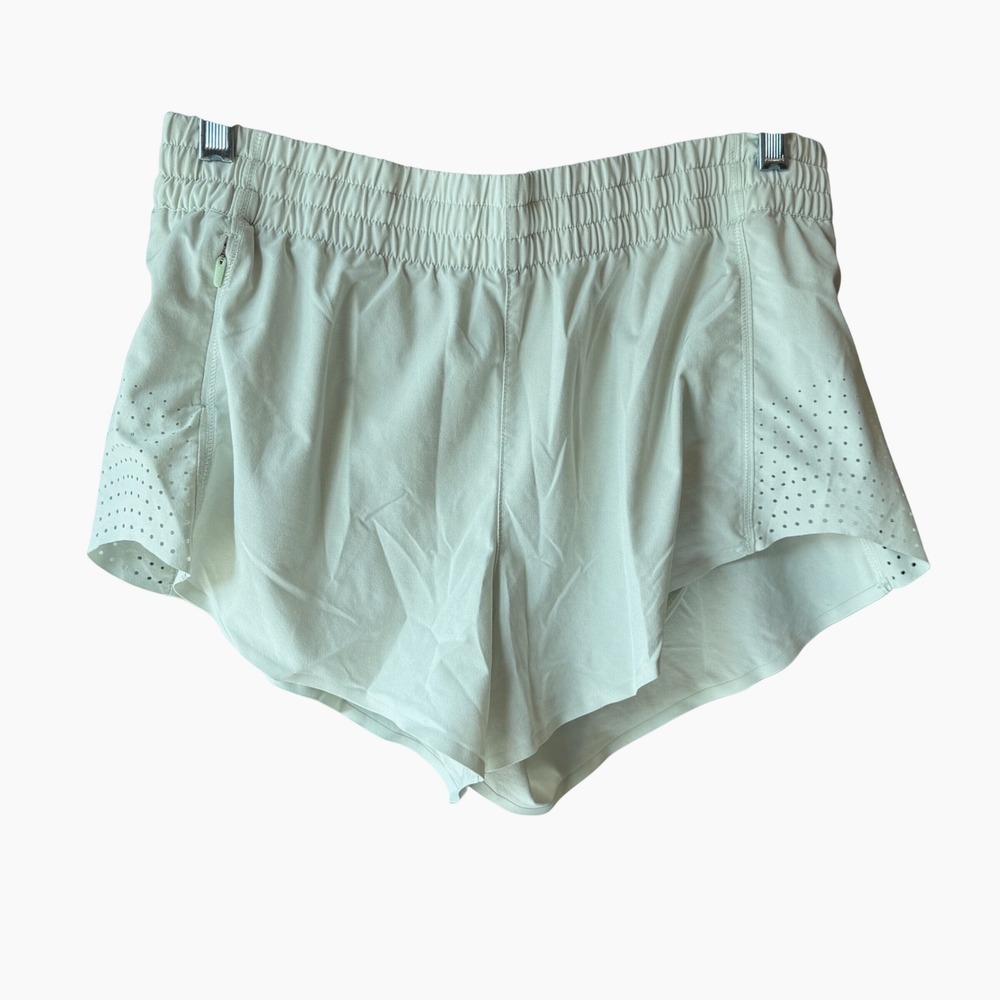 Athleta Hustle 3" Running Shorts Light Green Perforated Women's Medium